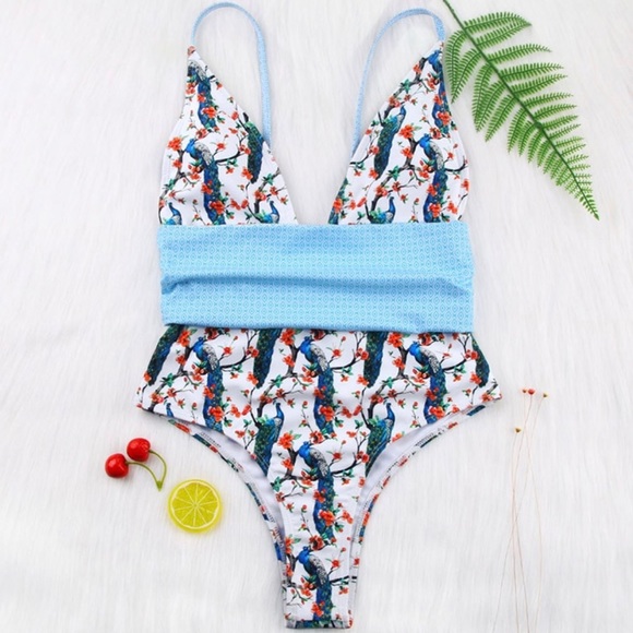 Floral peacock print sexy one piece swimsuit - Picture 7 of 8